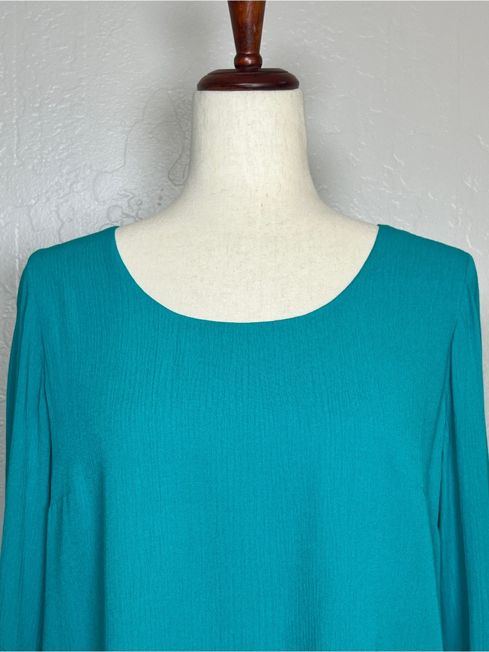 SOFT SURROUNDINGS Women’s Size PS Peacock Green Gabby Gauze Bell Sleeve Tunic - Picture 4 of 11